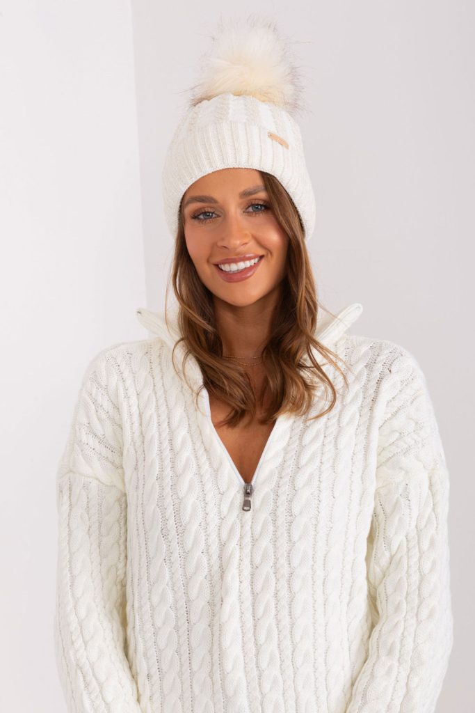 Sapka model 187439 Rue Paris